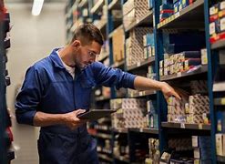 Interior da empresa FUNCIONARIO ESTOQUE.jpg